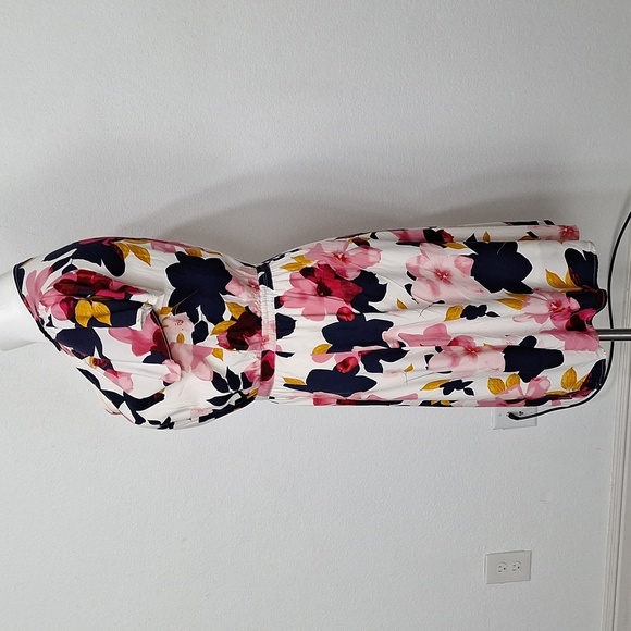 Old Navy Pink and Red Festival Resortwear Flutter Sleeve Floral Sundress Size XL - Picture 11 of 14